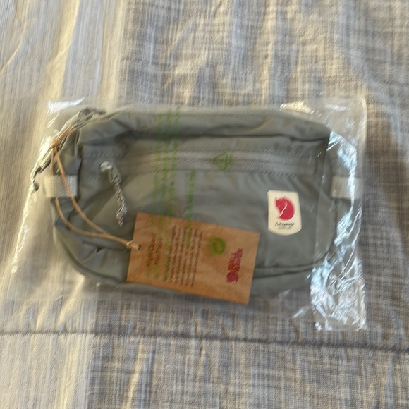 FJALLRAVEN High Coast Hip Pack NWT - Picture 4 of 13